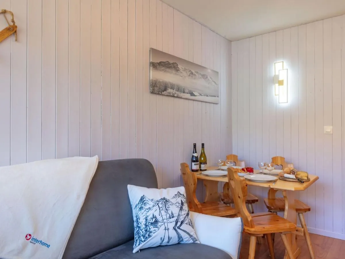 Apartment Les Lauzes D25 By Interhome 생마르탱 드 벨빌 프랑스